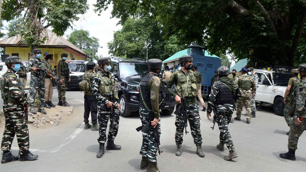J&K: Security hideout busted in Rajouri J&K: Security hideout busted in Rajouri