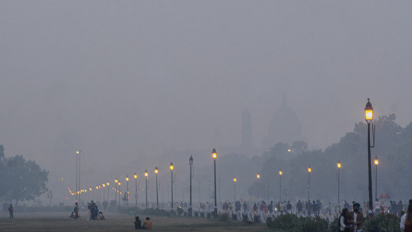 How firecrackers, farm fires made Delhi air quality severe How firecrackers, farm fires made Delhi air quality severe