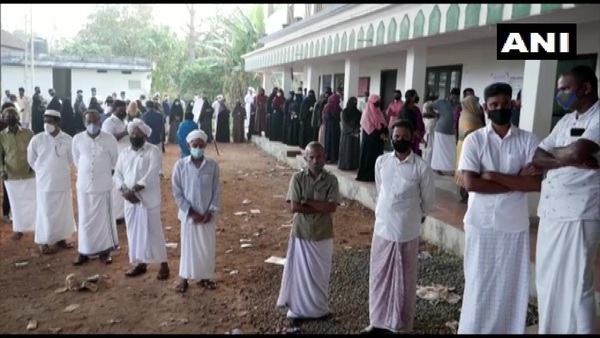 Kerala local body polls 2020: Voting for third phase begins in 4 districts Kerala local body polls 2020: Voting for third phase begins in 4 districts