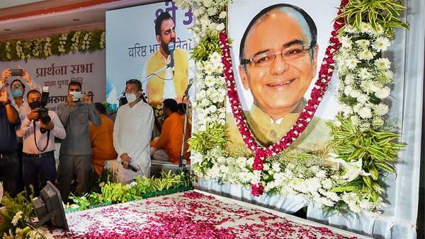 PM Modi, top BJP leaders pay tributes to Arun Jaitley PM Modi, top BJP leaders pay tributes to Arun Jaitley