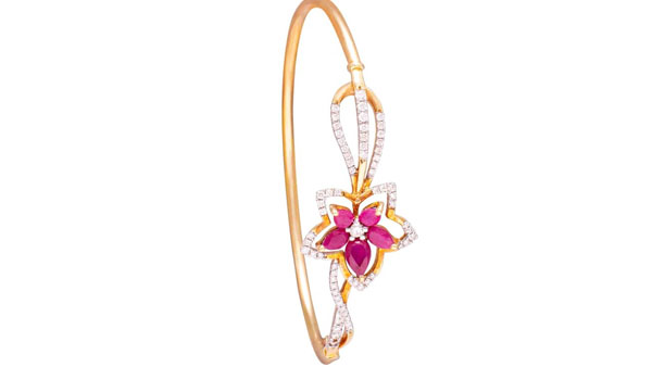 Of Dazzling Jewellery And Benefits, Kalyan Jewellers Is Here To Make Your Festive Season More Special Of Dazzling Jewellery And Benefits, Kalyan Jewellers Is Here To Make Your Festive Season More Special