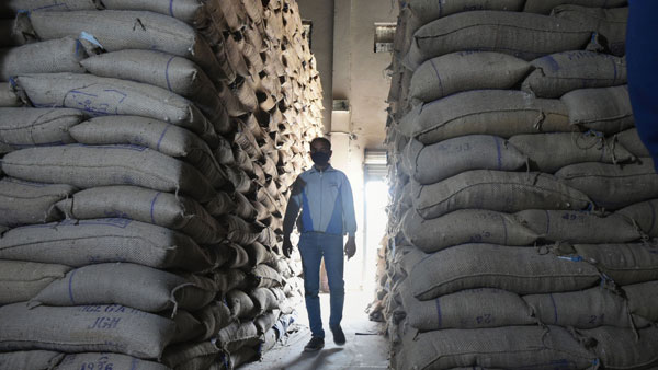 India gifting 2,000 metric tonnes of rice to Syria India gifting 2,000 metric tonnes of rice to Syria