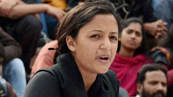 In response to allegations, Shehla Rashid calls father a wife beater In response to allegations, Shehla Rashid calls father a wife beater