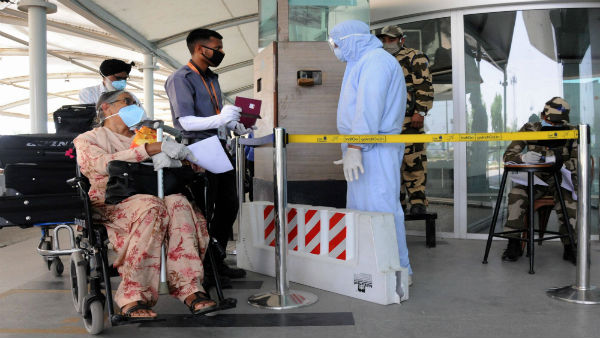 Aviation sector workers be vaccinated on priority after health workers: MoCA to MoHFW Aviation sector workers be vaccinated on priority after health workers: MoCA to MoHFW