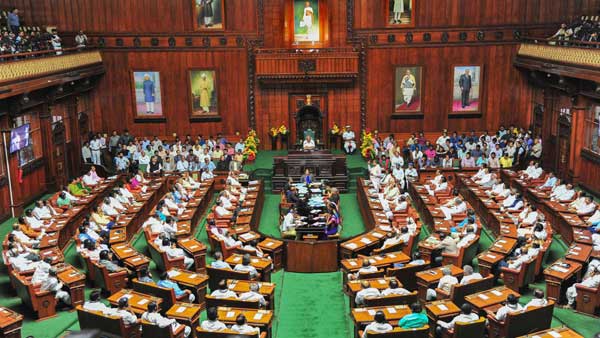 Upper Houses in Legislatures: who and what do they actually represent? Upper Houses in Legislatures: who and what do they actually represent?