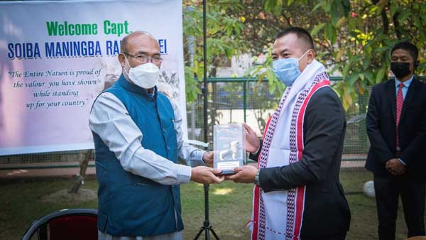 Army Captain felicitated by Manipur CM for Galwan bravery Army Captain felicitated by Manipur CM for Galwan bravery