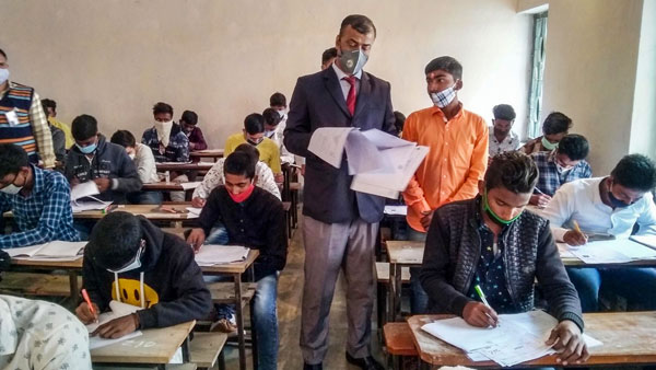 Maharashtra Class 10, 12 exam 2021 will be held Maharashtra Class 10, 12 exam 2021 will be held
