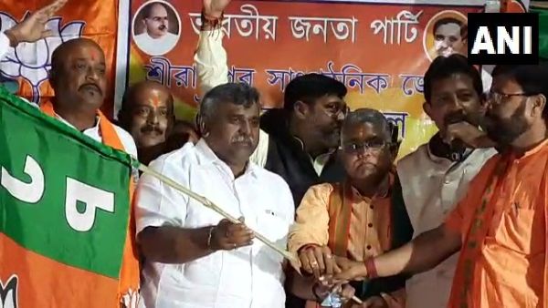TMC leader Jitendra Tiwari joins BJP TMC leader Jitendra Tiwari joins BJP