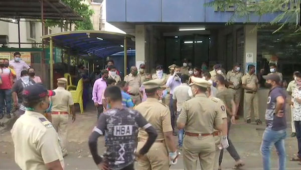 13 ICU patients die in hospital fire at Maharashtra’s Virar 13 ICU patients die in hospital fire at Maharashtra’s Virar