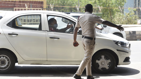 Mask compulsory even if driver driving alone in car: HC Mask compulsory even if driver driving alone in car: HC