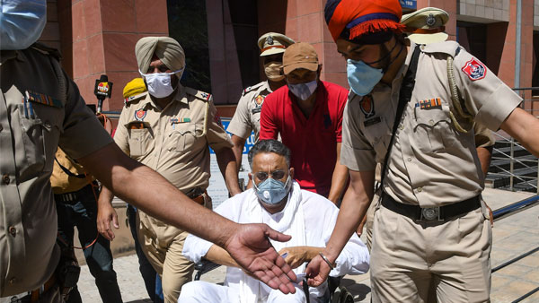 SAD seeks probe into use of ambulance by Mukthar Ansari SAD seeks probe into use of ambulance by Mukthar Ansari