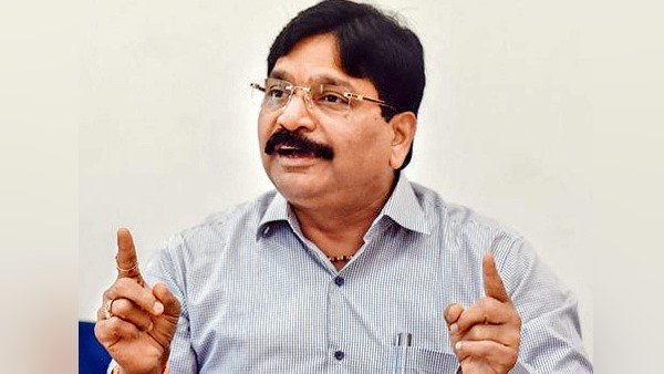 Shiv Sena MLA Ravindra Waikar, wife file defamation suits against former BJP MP Kirit Somaiya Shiv Sena MLA Ravindra Waikar, wife file defamation suits against former BJP MP Kirit Somaiya