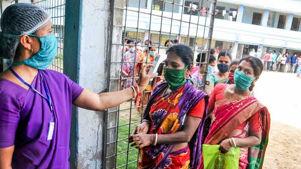 2,02.402 polling personnel overseeing election process in Kerala 2,02.402 polling personnel overseeing election process in Kerala