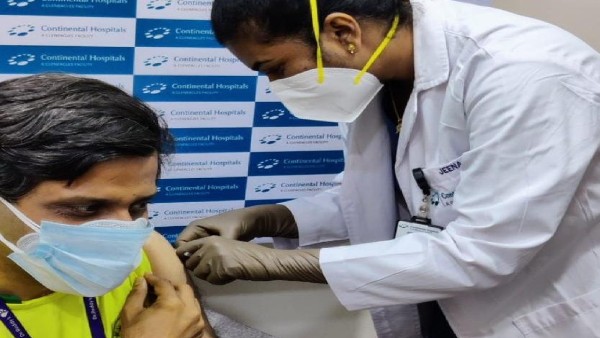 Sputnik V vaccine priced at Rs 995 for imported dose, first shot administered by Dr Reddys in Hyderabad Sputnik V vaccine priced at Rs 995 for imported dose, first shot administered by Dr Reddys in Hyderabad
