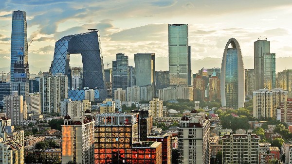 Severe weather kills 21 100-km cross-country mountain marathon runners in China Severe weather kills 21 100-km cross-country mountain marathon runners in China