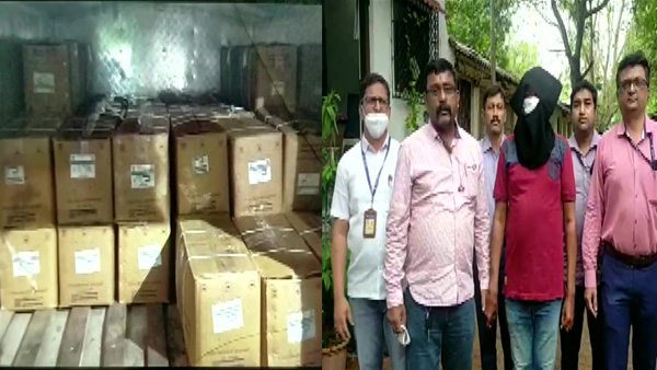 ‘Mumbhai’: Explosive laden vehicle, uranium and now 12k gelatine sticks ‘Mumbhai’: Explosive laden vehicle, uranium and now 12k gelatine sticks
