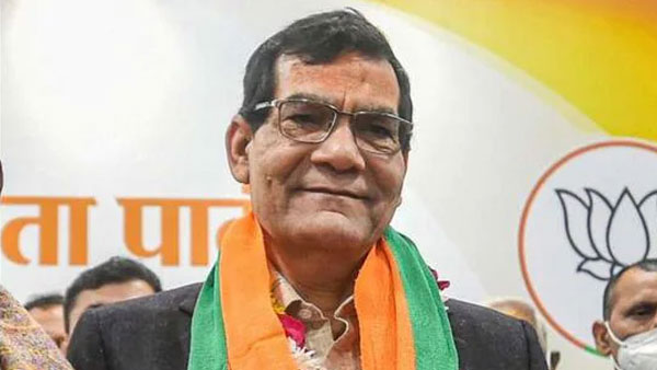 Name, patronage of PM Modi enough to win UP polls says aide Name, patronage of PM Modi enough to win UP polls says aide