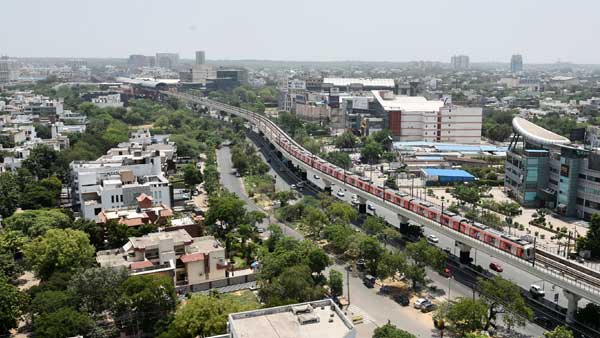 Which is the most suitable city to live in during COVID-19 Which is the most suitable city to live in during COVID-19