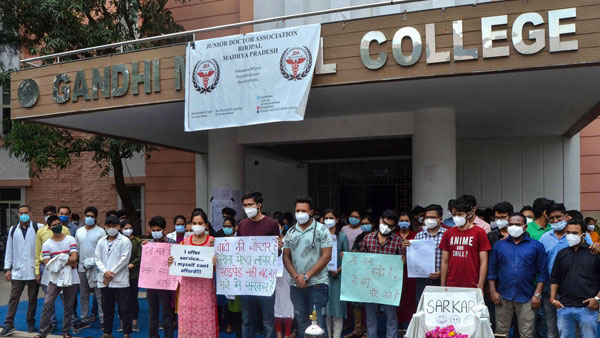 MP: Junior doctors stir continues MP: Junior doctors stir continues