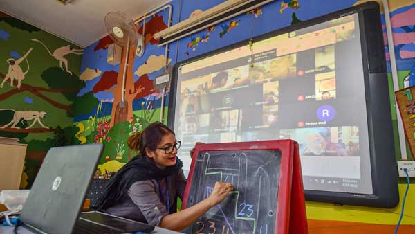 J&K Class 1-8 online class guidelines released J&K Class 1-8 online class guidelines released