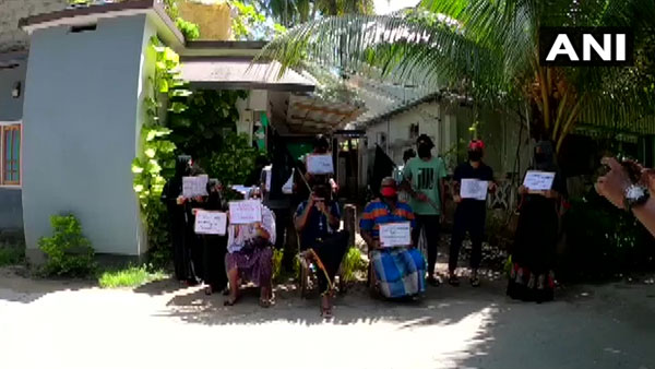Residents of Lakshadweep on 12-hour hunger strike today to protest against draft regulations Residents of Lakshadweep on 12-hour hunger strike today to protest against draft regulations