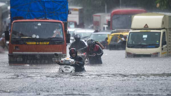 Respite for Mumbaikars after two days of monsoon rains Respite for Mumbaikars after two days of monsoon rains