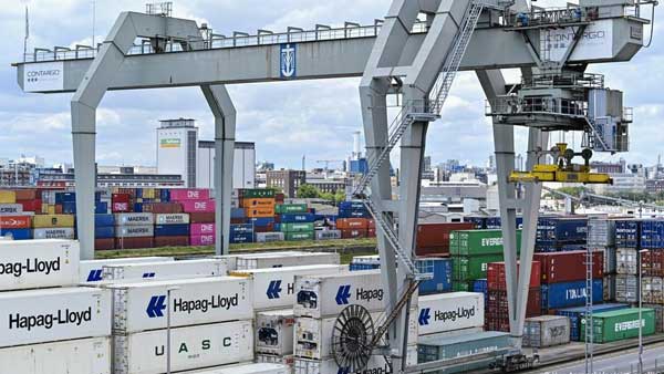 German business confidence drops over virus fears German business confidence drops over virus fears