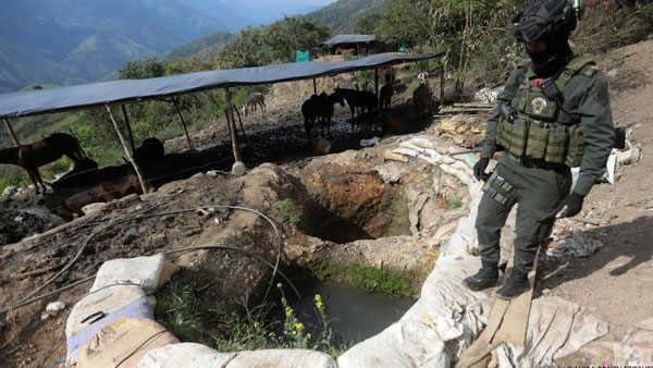 Illegal gold mining on Colombias rivers rising: UN Illegal gold mining on Colombias rivers rising: UN