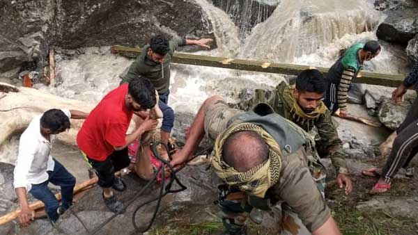 NDRF joins in relief operation following Kishtwar cloudburst NDRF joins in relief operation following Kishtwar cloudburst