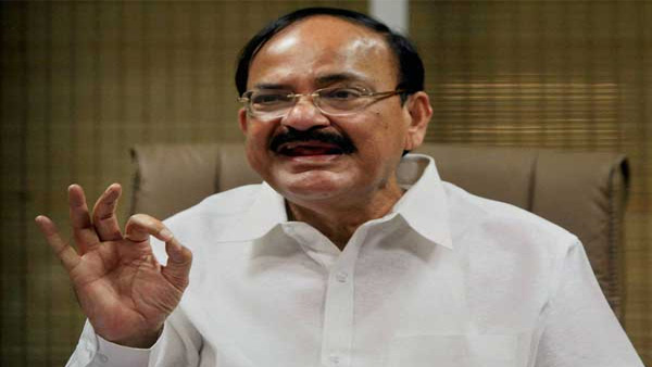 VP Naidu pays tribute to war heroes VP Naidu pays tribute to war heroes