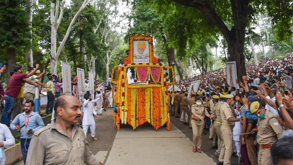 Former Uttar Pradesh chief minister Kalyan Singh cremated, top leaders attend funeral Former Uttar Pradesh chief minister Kalyan Singh cremated, top leaders attend funeral