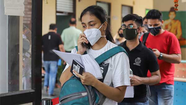 Travelling to Himachal Pradesh? Negative RT-PCR report or Covid-19 vaccination certificate must for tourists Travelling to Himachal Pradesh? Negative RT-PCR report or Covid-19 vaccination certificate must for tourists