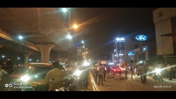 Bengaluru: Two riders plunge to death from Electronic City flyover Bengaluru: Two riders plunge to death from Electronic City flyover