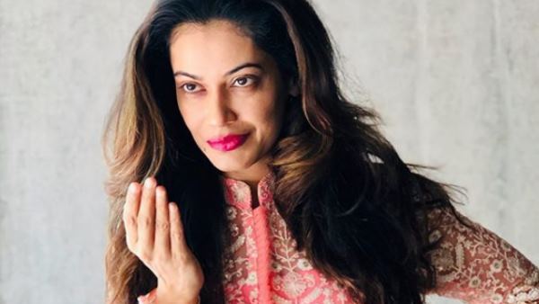 Actor Payal Rohatgi booked for creating defamatory video on Nehru-Gandhi family Actor Payal Rohatgi booked for creating defamatory video on Nehru-Gandhi family