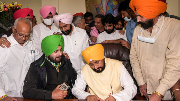 Siddhu to meet Channi at 3 pm today, says he is welcome for any discussion Siddhu to meet Channi at 3 pm today, says he is welcome for any discussion