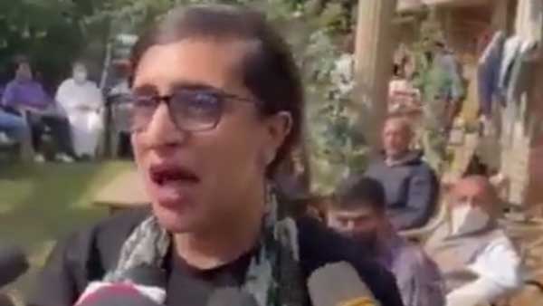 Come face to face: Daughter of slain Kashmiri Pandit dares terrorists Come face to face: Daughter of slain Kashmiri Pandit dares terrorists