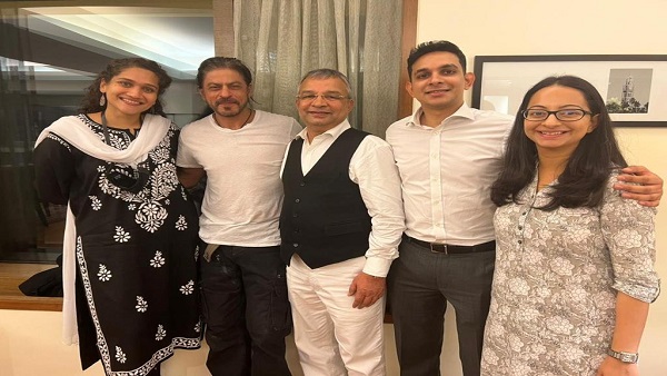 Aryan Khan drug case: Shah Rukh Khan meets legal team as fans celebrate court’s order outside house Aryan Khan drug case: Shah Rukh Khan meets legal team as fans celebrate court’s order outside house