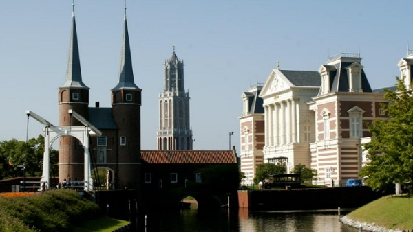 Huis Ten Bosch is stunning in its accurate depiction of a traditional Dutch town Huis Ten Bosch is stunning in its accurate depiction of a traditional Dutch town