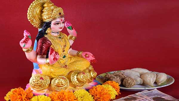 Diwali 2021: Lakshmi Puja Muhurat and Tithi Diwali 2021: Lakshmi Puja Muhurat and Tithi