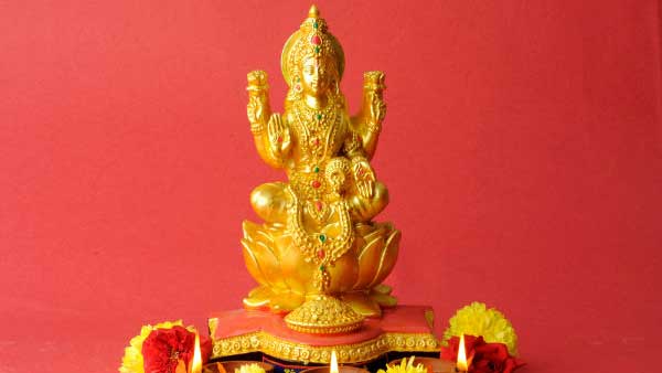 Diwali 2021: Lakshmi Puja samagri Diwali 2021: Lakshmi Puja samagri
