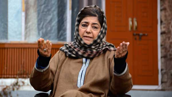 We want Mahatma Gandhis India, return of our identity and honour: Mehbooba Mufti We want Mahatma Gandhis India, return of our identity and honour: Mehbooba Mufti