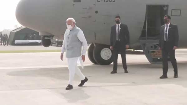 Watch: PM Modi lands on Purvanchal Expressway in Air Forces C-130J Super Hercules; Know all about it Watch: PM Modi lands on Purvanchal Expressway in Air Forces C-130J Super Hercules; Know all about it