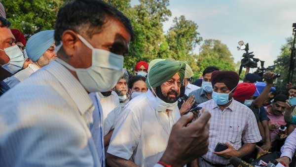 Capt Amrinder Singh resigned as Punjab CM