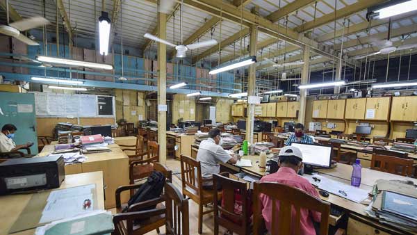 Lesser take home salary, four day working week: New Labour Codes in FY 2022-23 Lesser take home salary, four day working week: New Labour Codes in FY 2022-23