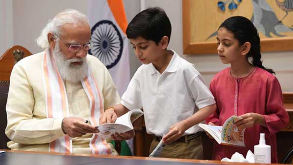 PM Modi meets Young friends PM Modi meets Young friends
