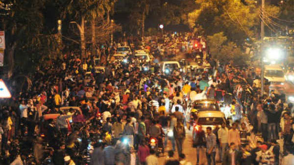 Chennai Police restrict New Years celebrations in hotels and public places Chennai Police restrict New Years celebrations in hotels and public places