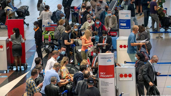 Delhi: International passengers testing Covid-19 positive to be isolated at institutional facilities Delhi: International passengers testing Covid-19 positive to be isolated at institutional facilities