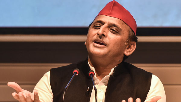 UP polls: Be wary of BJP, they withdrew farm laws for sake of votes: Akhilesh to farmers UP polls: Be wary of BJP, they withdrew farm laws for sake of votes: Akhilesh to farmers