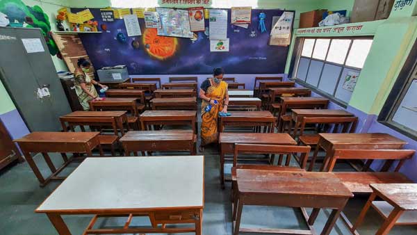 Maharashtra schools re-open: Parent’s consent mandatory Maharashtra schools re-open: Parent’s consent mandatory
