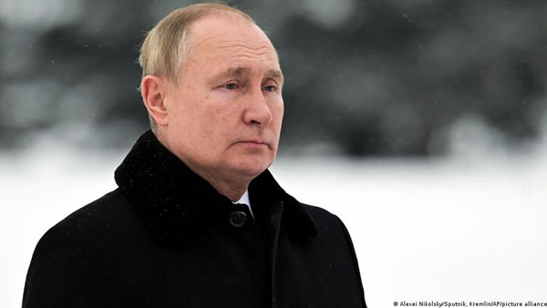 Russia bans more European Union officials Russia bans more European Union officials